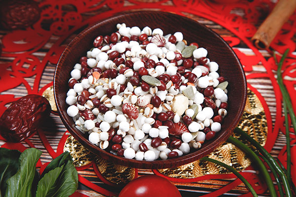 红豆薏米芡实茶的功效与作用
