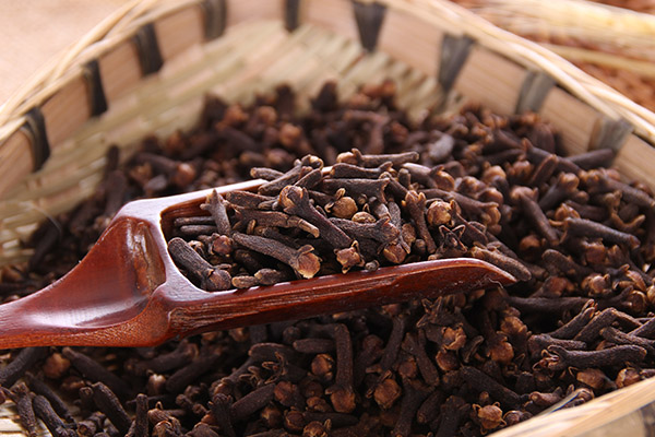 丁香茶的作用与功效禁忌-养生法典