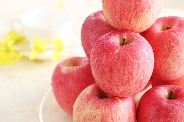 每天一个苹果60岁血管都不会堵 这吃法效果加倍