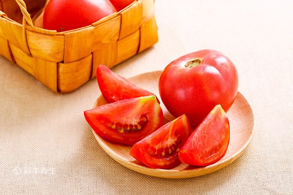 吃西红柿可以美白吗