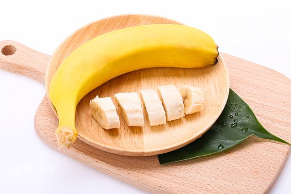 香蕉能不能放冰箱保存