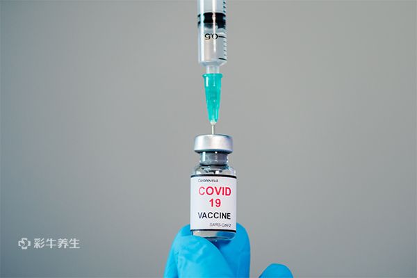 打完新冠疫苗可以吃药吗