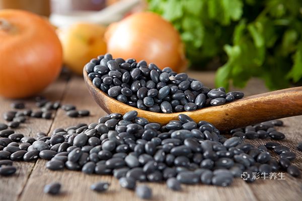 醋泡黑豆的功效与作用及食用方法