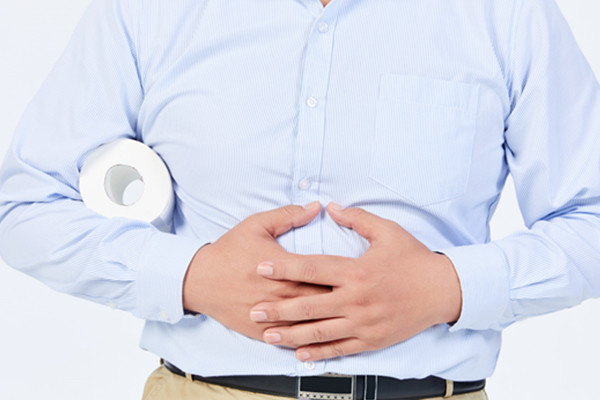 腹部胀气是怎么回事 如何预防腹胀的情况-养生法典